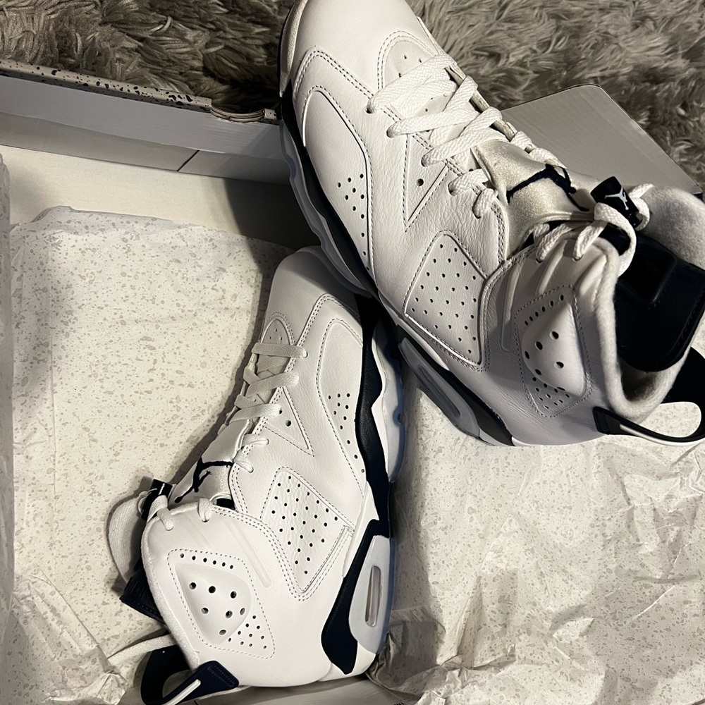 Jordan 6 Midnight Navy